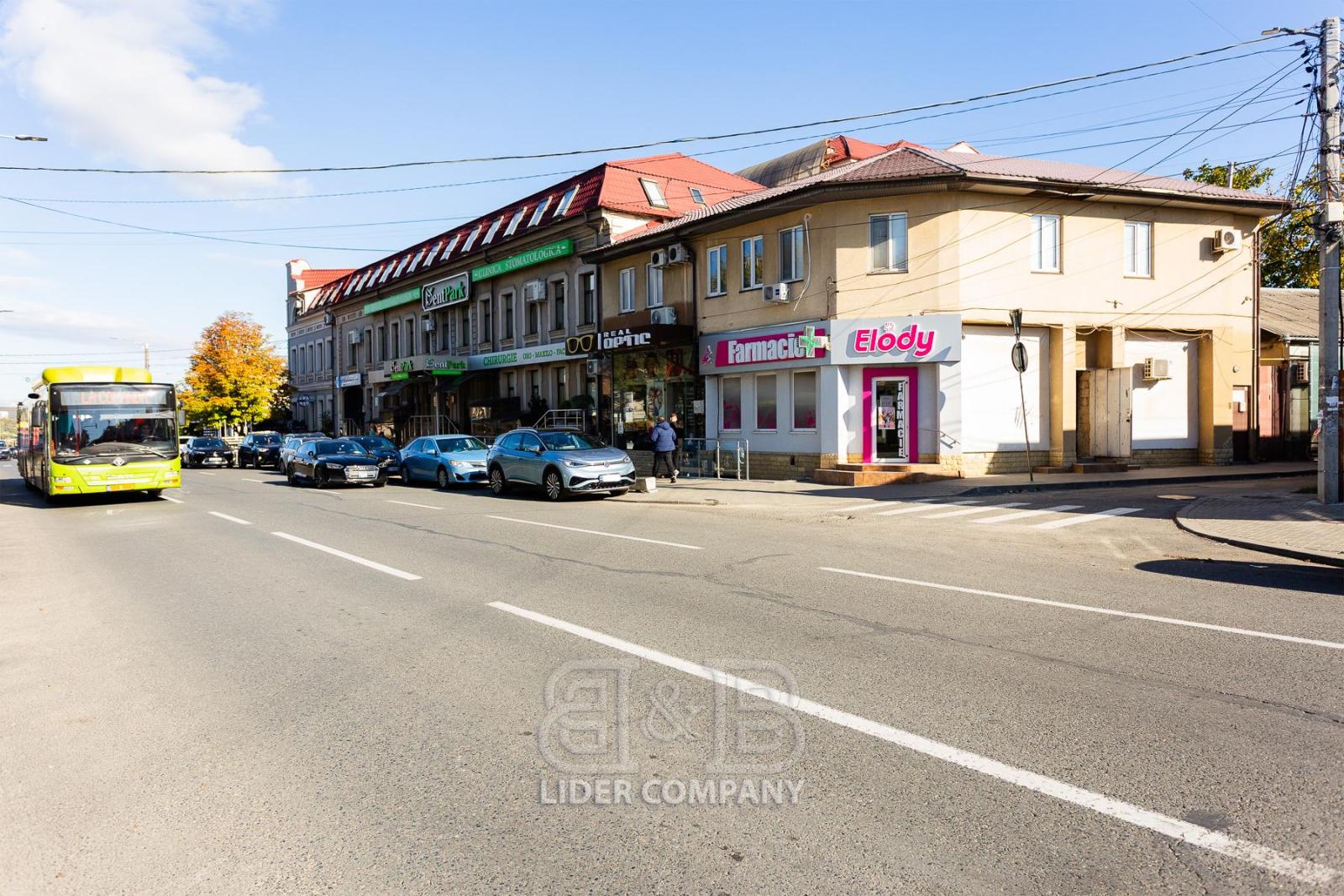 Spațiu comercial de închiriat în inima Chișinăului – vizibilitate excelentă și acces direct din stradă