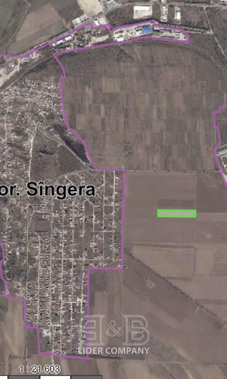 De vânzare teren agricol în Singera