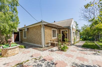 De vânzare casă individuală cu un nivel - Ciorescu