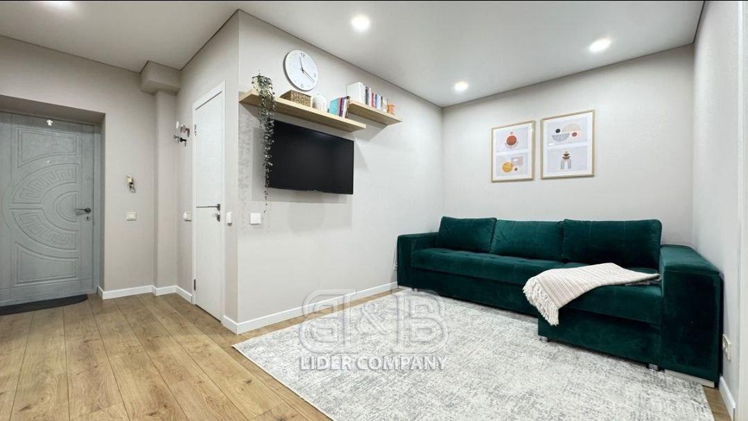 De vânzare apartament cu 1 cameră și living - Poșta Veche