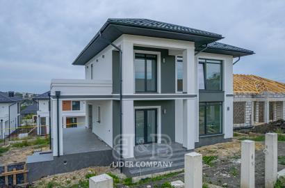 Proiect Exclusiv - De vânzare casă modernă cu 2 nivele, Goianul Nou