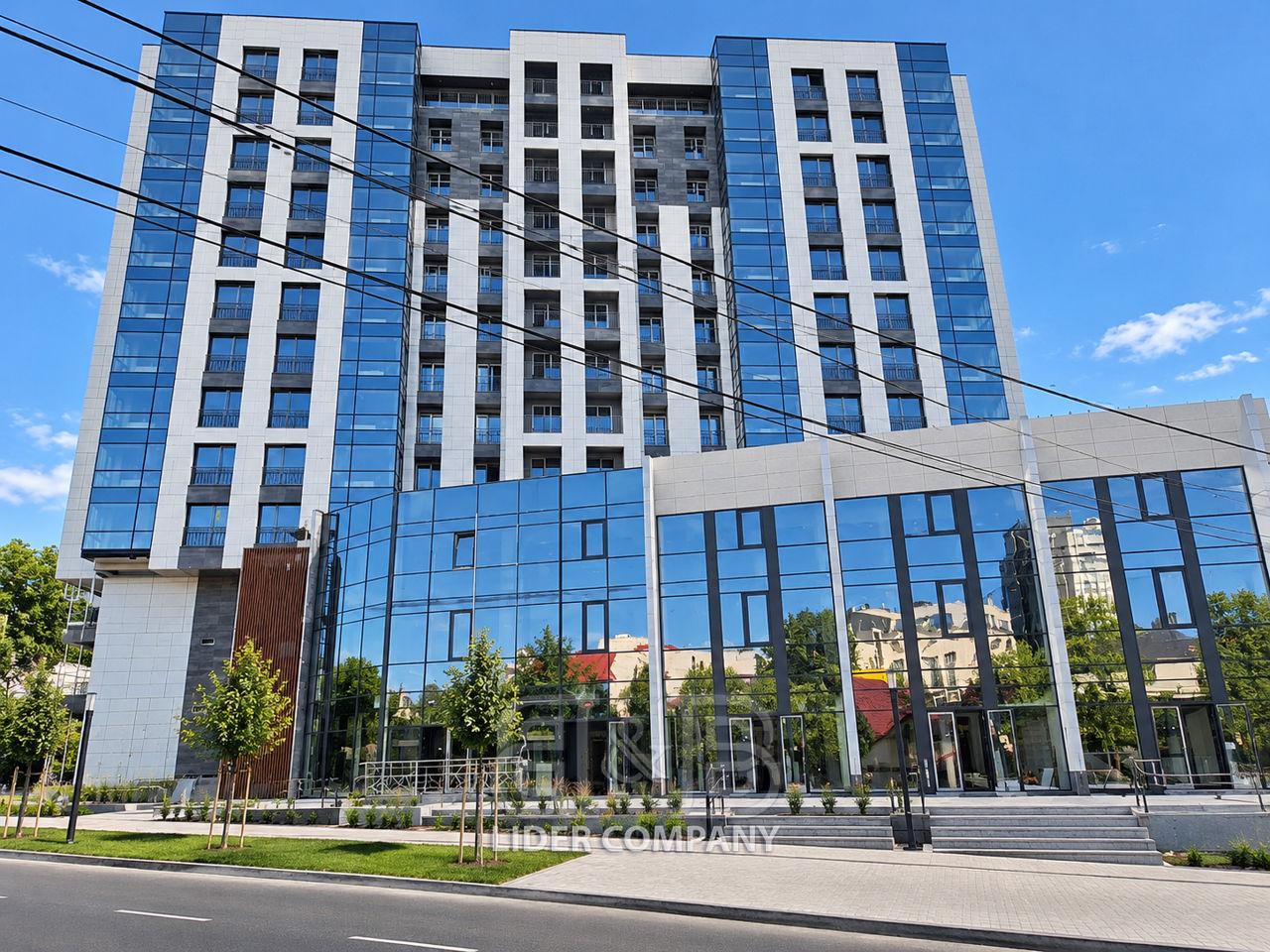 De vânzare apartament cu 3 camere + Living - Complexul Nicolae Testimițanu, Centru