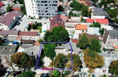 Centru vânzare teren 6,7 ari str. Armenească