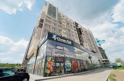 PRIMA LINIE - parter, Spațiu Comercial cu suprafața de 121,5 mp!