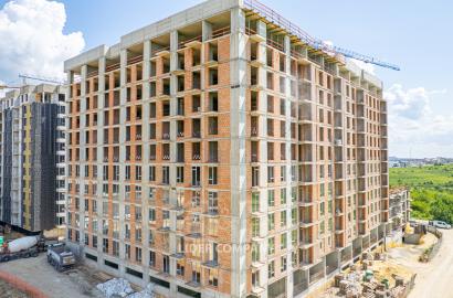 De vânzare apartament cu 2 camere - Complexul MRK, Durlești