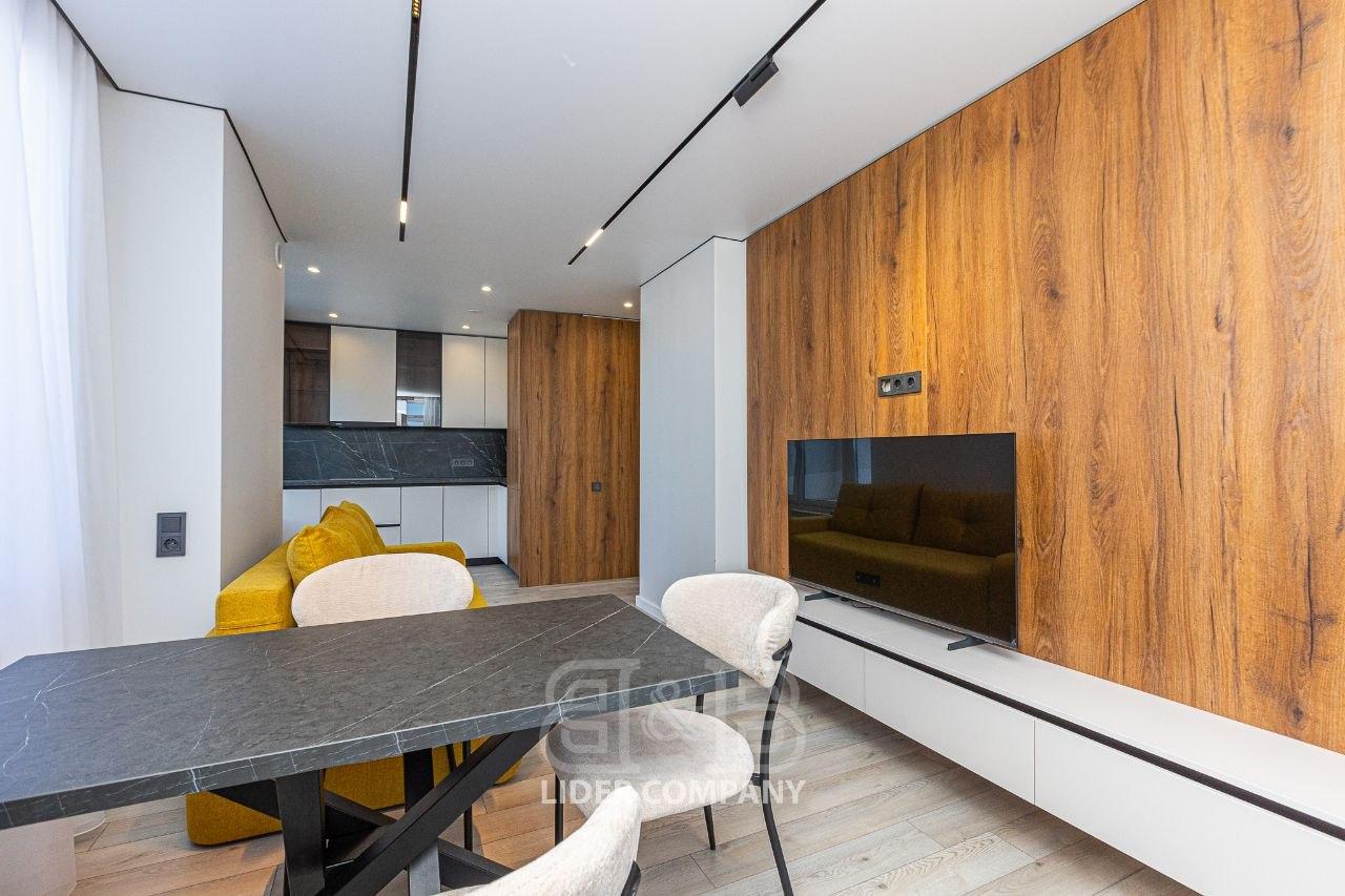 De vânzare penthouse cu 2 camere și living - complexul Colina Verde Durlești