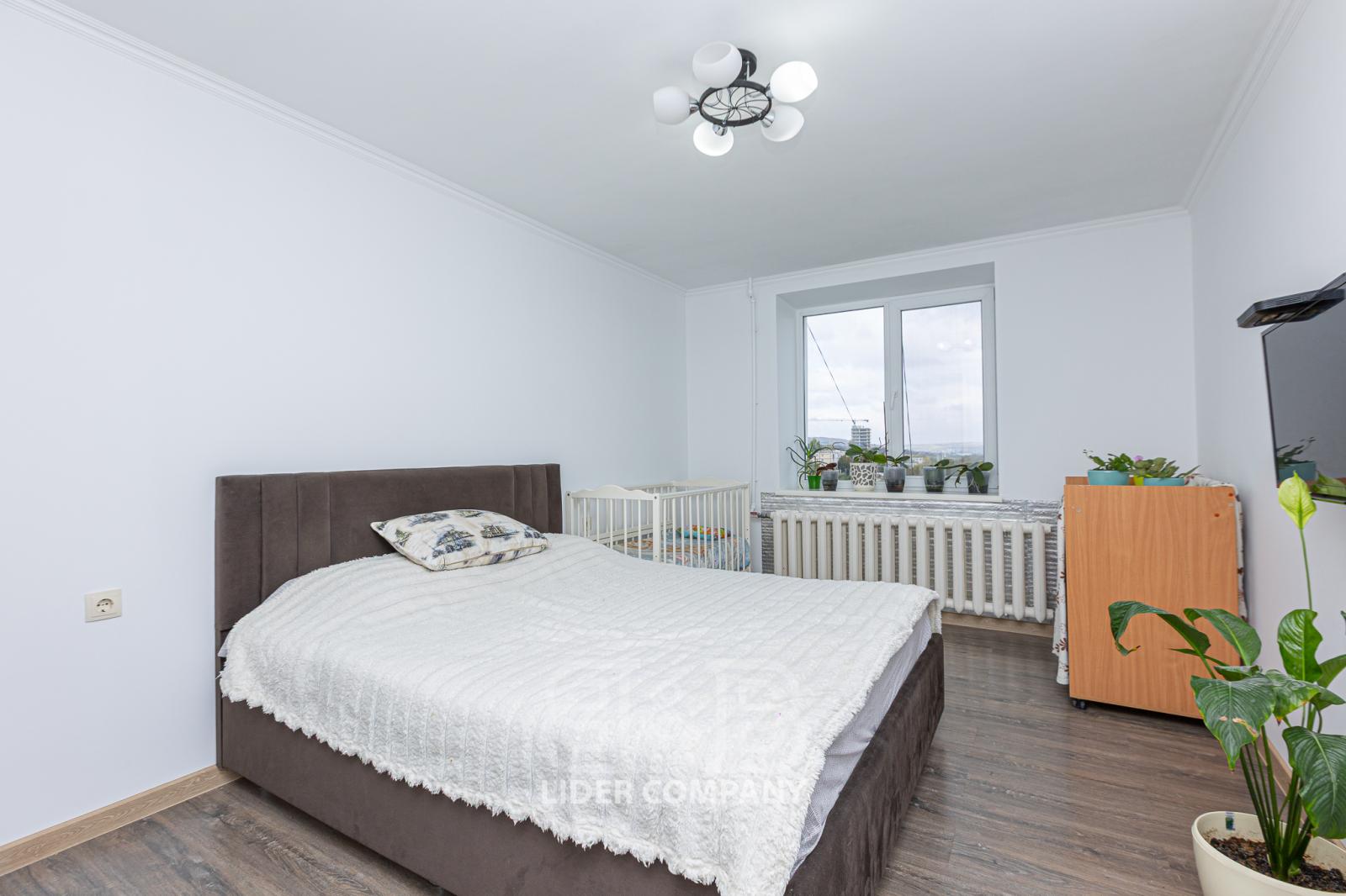 De vânzare apartament cu 2 camere - Poșta Veche