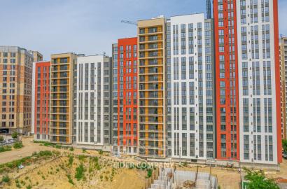 De vânzare apartament cu 1 cameră și living - complexul Sky House Dimineții, Botanica